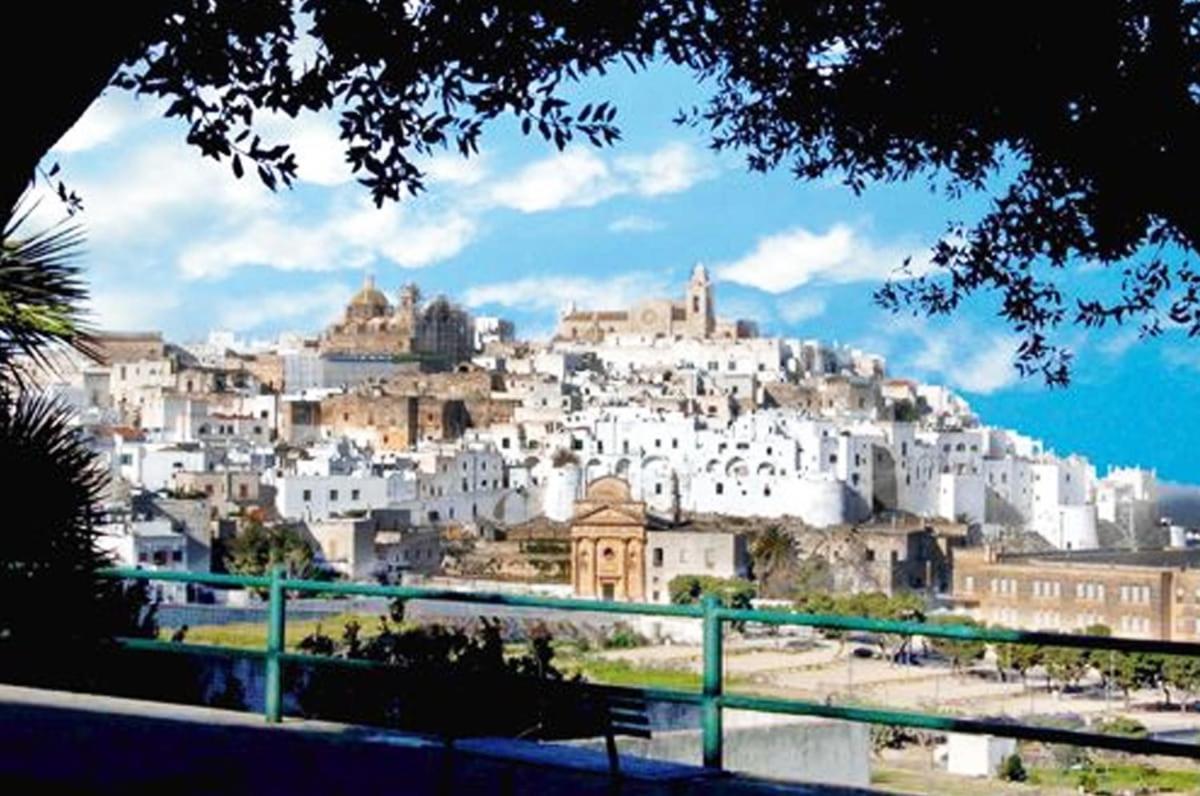 Dimora Chris Ostuni Villa Luaran gambar